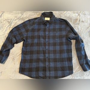 Men’s 2XL flannel long sleeve